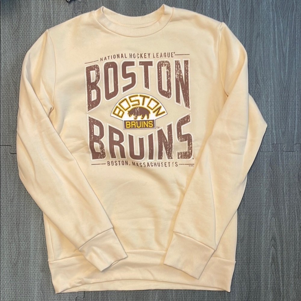 Boston Bruins Cream Crewneck Sweatshirt